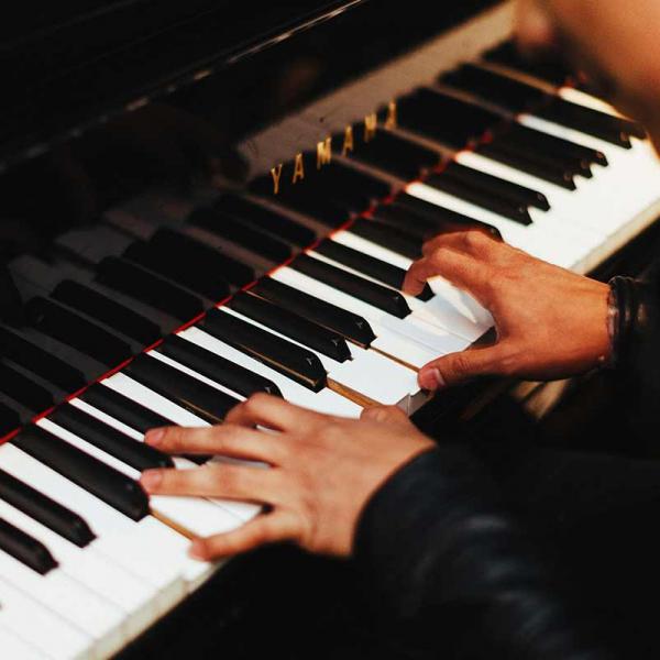 Educação Musical Escolar (Licenciatura) - ESCOLA DE MÚSICA