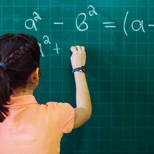 Matemática - CARANGOLA